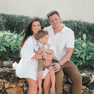 Meet your Posher, Makenzie